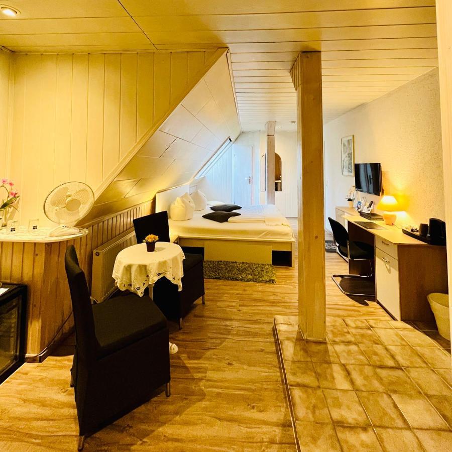 Georgenberg Hotel Шпремберг Екстериор снимка